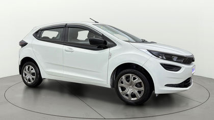 2024 Tata Altroz XM Plus CNG