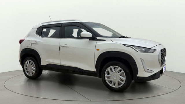 Second-hand 2022 Nissan Magnite XE BSVI for sale in New Delhi