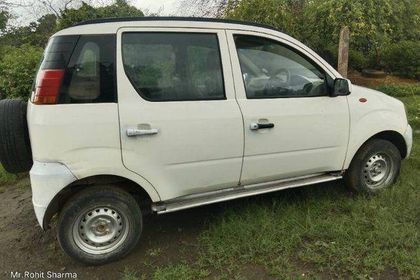 2014 Mahindra Quanto C2