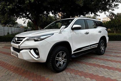 2017 Toyota Fortuner 2.8 2WD AT BSIV
