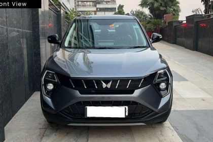 2024 Mahindra XUV 3XO एएक्स5