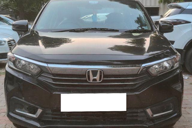 Honda Amaze एस रेनफोर्स्ड CVT पेट्रोल Second-hand 2021 Honda Amaze एस रेनफोर्स्ड CVT पेट्रोल for sale in Ahmedabad