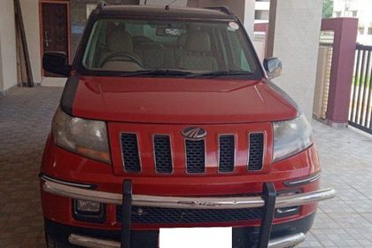 2018 Mahindra TUV 300 T10
