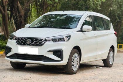 2025 Maruti Suzuki Ertiga वीएक्सआई एटी