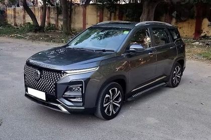 2023 MG Hector Plus 1.5 टर्बो Sharp Pro CVT 7 Str बीएस6