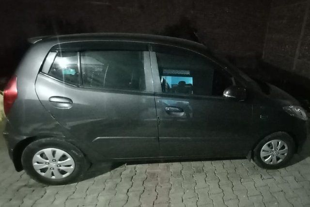 Second-hand 2012 Hyundai i10 एरा for sale in Moradabad
