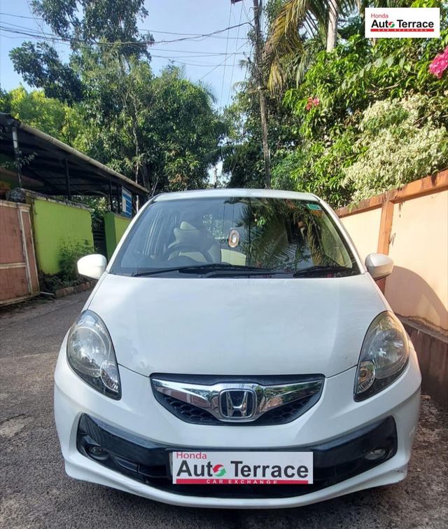 Second-hand 2013 Honda Brio VX AT for sale in Kochi