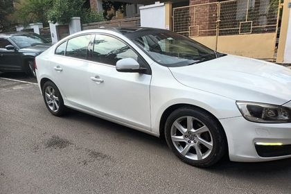 2015 Volvo S60 D4 SUMMUM