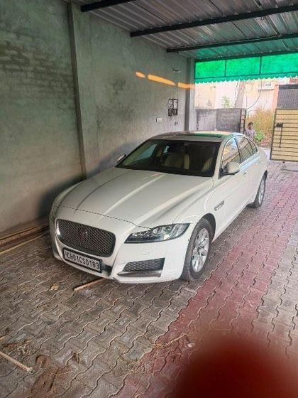 2019 Jaguar XF 2.0 डीजल प्रेस्टीज