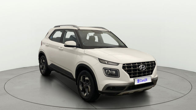 Second-hand 2021 Hyundai Venue SX Diesel for sale in Lucknow