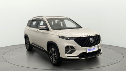 2022 MG Hector Plus Sharp Hybrid MT