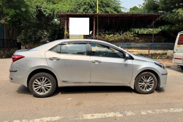 Toyota Corolla Altis 1.8 Limited Edition Second-hand 2016 Toyota Corolla Altis 1.8 Limited Edition for sale in New Delhi