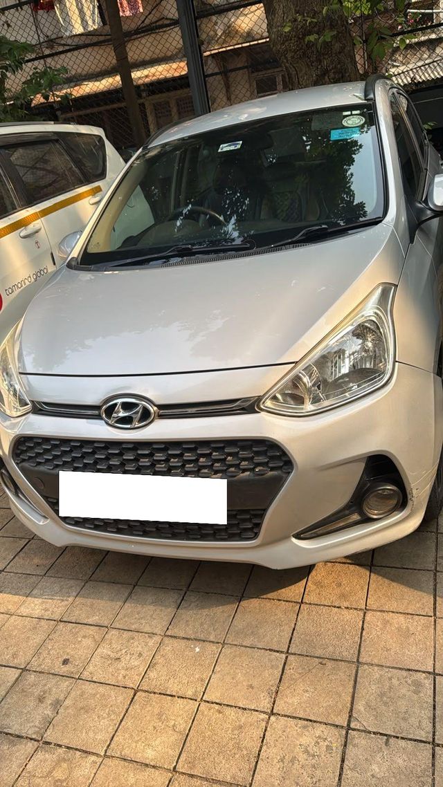 Second-hand 2017 Hyundai Grand i10 1.2 कप्पा स्पोर्टज़ ऑप्शन AT for sale in Mumbai