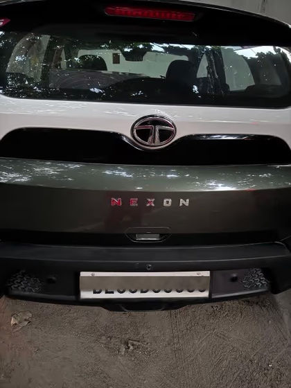 2022 Tata Nexon XMA AMT एस रेनफोर्स्ड बीएस6