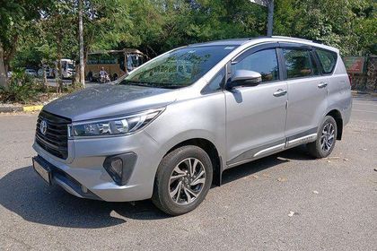 2022 Toyota Innova Crysta 2.4 GX 7 STR AT
