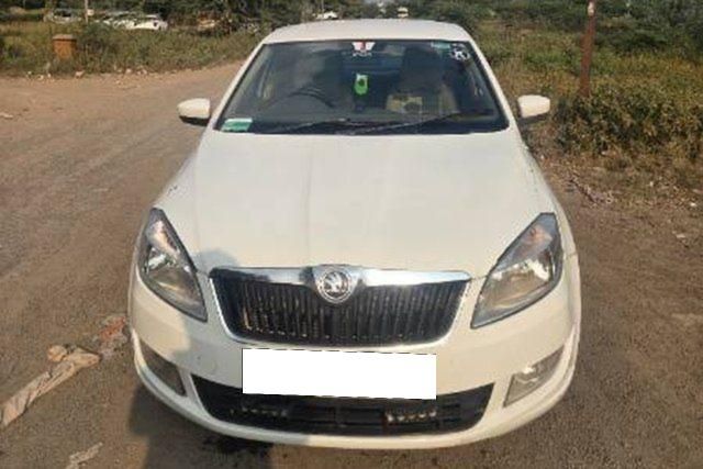 Second-hand 2015 Skoda Rapid 1.5 TDI Ambition प्लस for sale in Aurangabad
