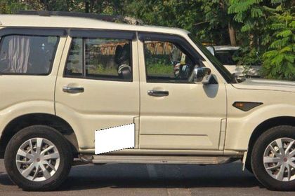 2016 Mahindra Scorpio S6 7 Seater