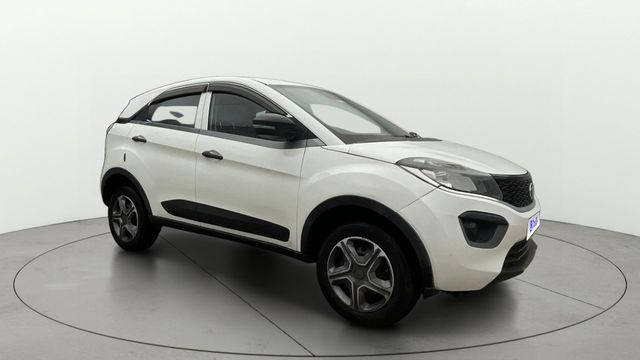 Tata Nexon 1.2 Revotron एक्सएम Second-hand 2018 Tata Nexon 1.2 Revotron एक्सएम for sale in Greater Noida