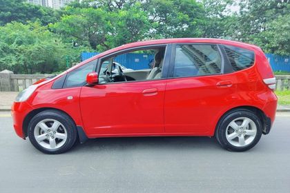 2012 Honda Jazz एस रेनफोर्स्ड