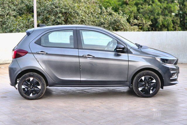 Tata Tiago XZ CNG Second-hand 2025 Tata Tiago XZ CNG for sale in Mumbai