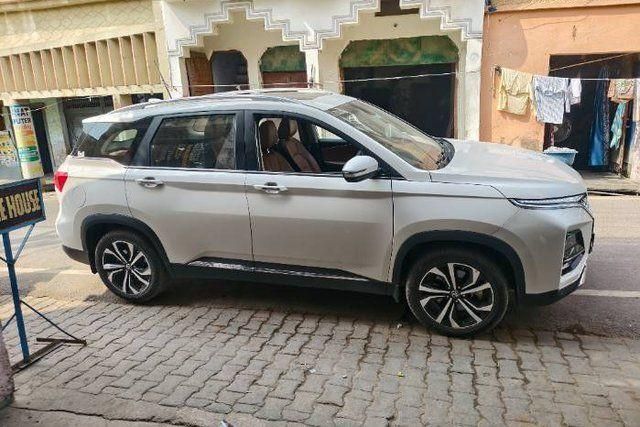 Second-hand 2023 MG Hector Plus Sharp Pro Diesel 2023-2025 for sale in Bulandshahr