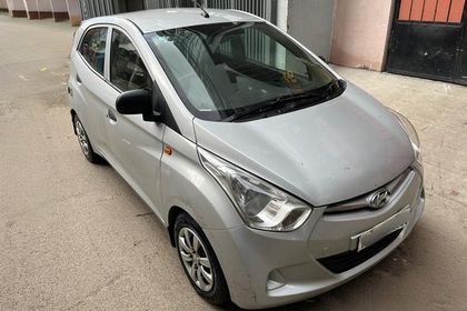 2013 Hyundai EON एलपीजी मैग्ना प्लस