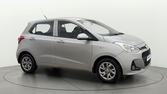 Second-hand 2017 Hyundai Grand i10 1.2 Kappa Magna AT for sale in Hyderabad