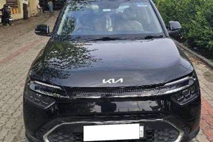 2024 Kia Carens Luxury Plus Diesel iMT