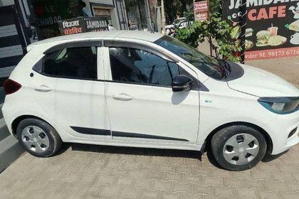 2024 Tata Tiago EV एक्सटी MR