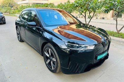 2023 BMW iX xDrive40