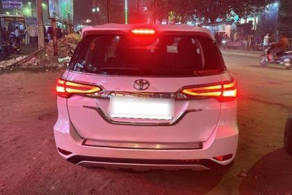 2023 Toyota Fortuner 4x2 डीजल