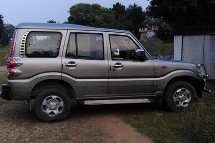 2008 Mahindra Scorpio 2.6 टर्बो 7 Str