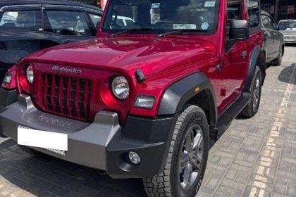 2025 Mahindra Thar LX Hard Top डीजल RWD