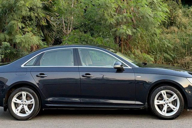 Second-hand 2018 Audi A4 30 TFSI Premium Plus for sale in New Delhi
