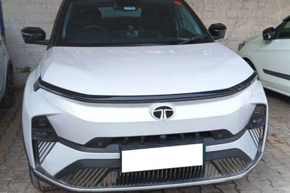 2025 Tata Nexon EV Empowered प्लस 45