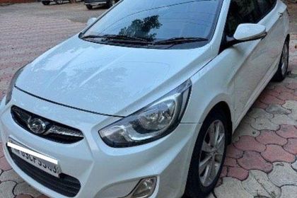 2012 Hyundai Verna 1.6 SX CRDi (O)