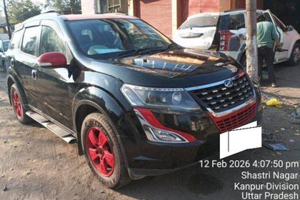 2013 Mahindra XUV500 W4