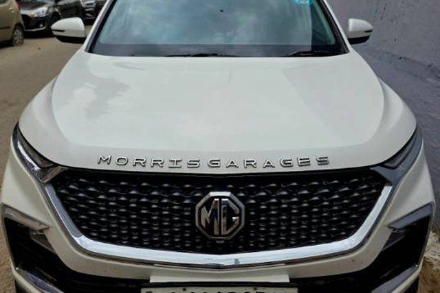 Second-hand 2020 MG Hector Plus Sharp DCT for sale in New Delhi