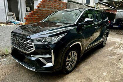 2025 Toyota Innova Hycross ZX(O) Hybrid
