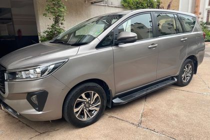 2022 Toyota Innova Crysta 2.4 GX 7 STR AT