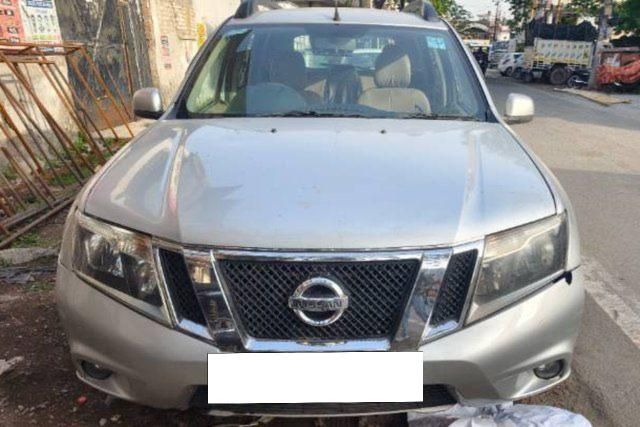 Nissan Terrano Groove Edition Second-hand 2015 Nissan Terrano Groove Edition for sale in Rudrapur