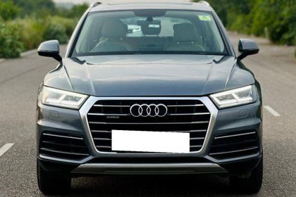 2019 Audi Q5 40 TDI Technology