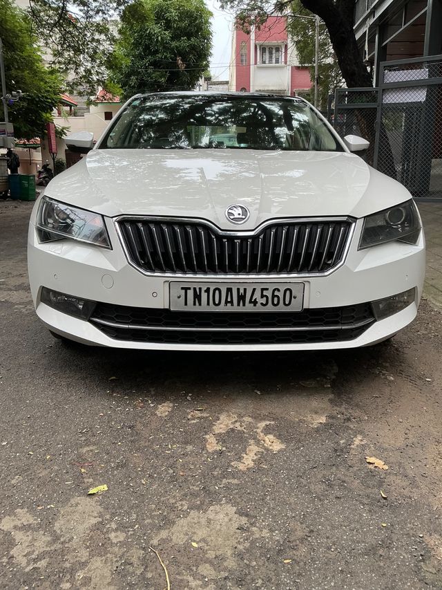 Skoda Superb LK 1.8 TSI AT Second-hand 2016 Skoda Superb LK 1.8 TSI AT for sale in Chennai