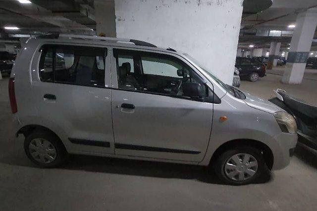 Second-hand 2015 Maruti Suzuki Wagon R एलएक्सआई BS IV for sale in Greater Noida