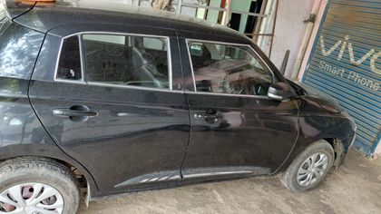 2025 Maruti Suzuki Swift VXi Opt