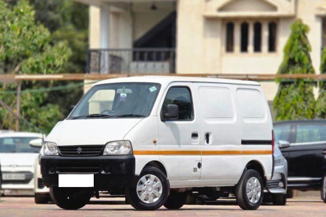 Second-hand 2021 Maruti Suzuki Eeco Cargo एसटीडी सीएनजी AC 2021-2022 for sale in Surat