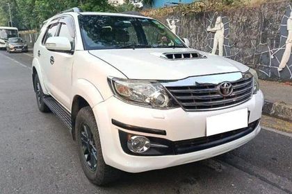 2016 Toyota Fortuner 4x2 AT