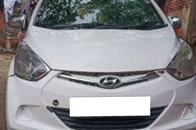 Second-hand 2012 Hyundai EON Magna for sale in Amroha