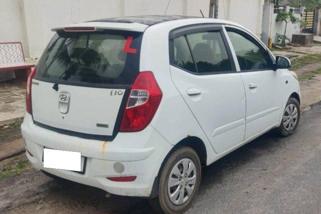 Second-hand 2012 Hyundai i10 स्पोर्टज़ AT for sale in Bhuj