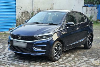 2025 Tata Tigor XZA AMT सीएनजी